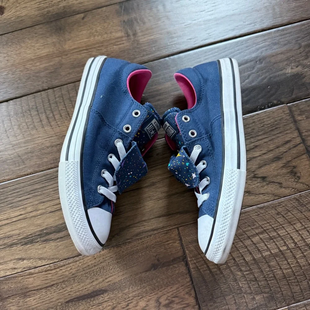 Converse All Star Girls Shoes Navy Blue Pink Star Print‎ Lace Up Sneakers Sz 5